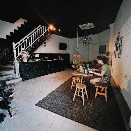 111 Hutton Lane Hostel Джорджтаун Екстер'єр фото