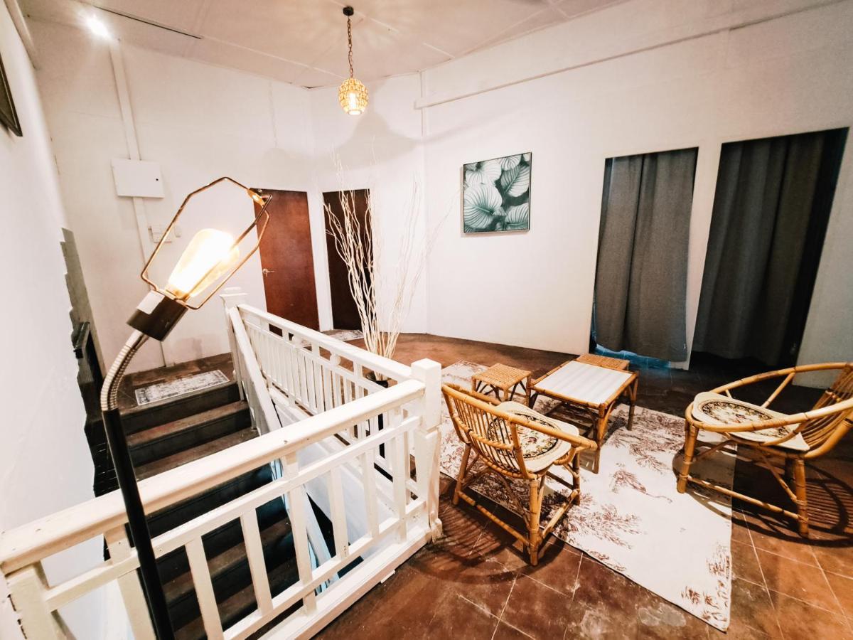 111 Hutton Lane Hostel Джорджтаун Екстер'єр фото