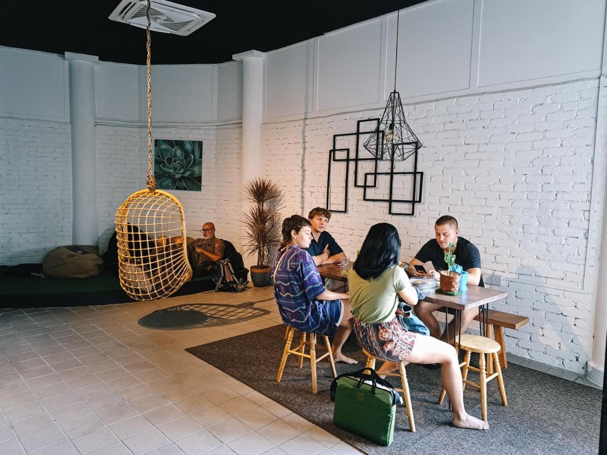 111 Hutton Lane Hostel Джорджтаун Екстер'єр фото