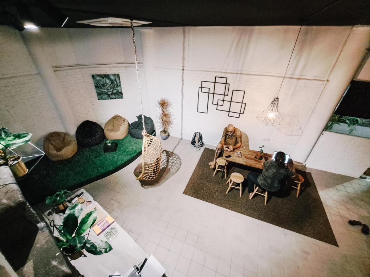 111 Hutton Lane Hostel Джорджтаун Екстер'єр фото